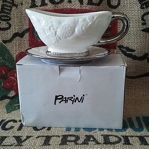 NIB Parini gravy boat